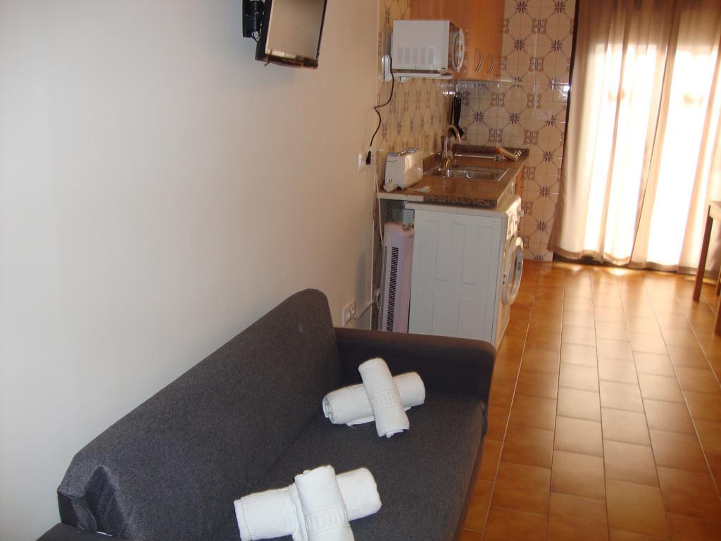 Apartaments Claudi Tossa de Mar Zimmer foto