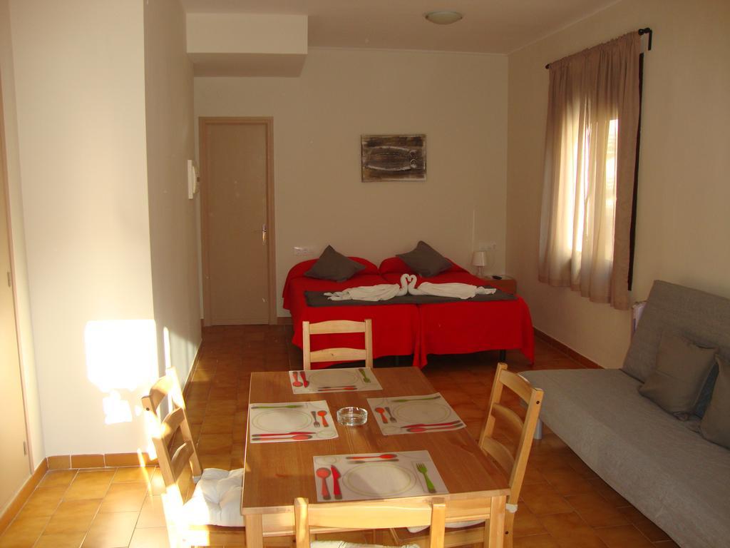 Apartaments Claudi Tossa de Mar Zimmer foto