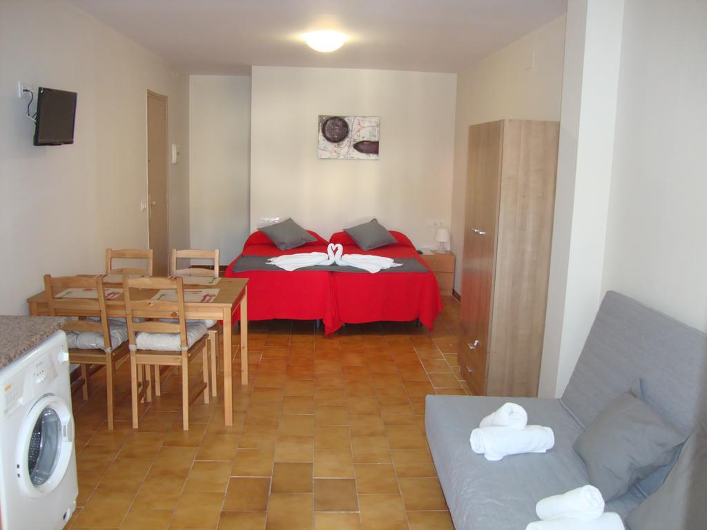 Apartaments Claudi Tossa de Mar Zimmer foto