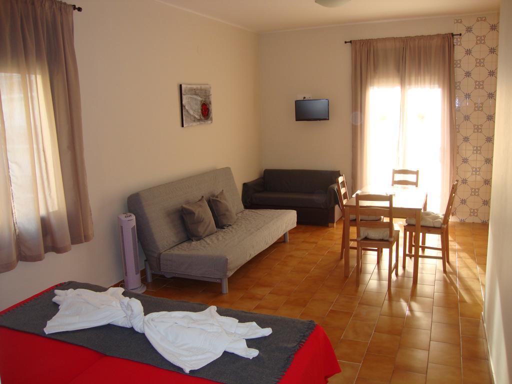 Apartaments Claudi Tossa de Mar Zimmer foto