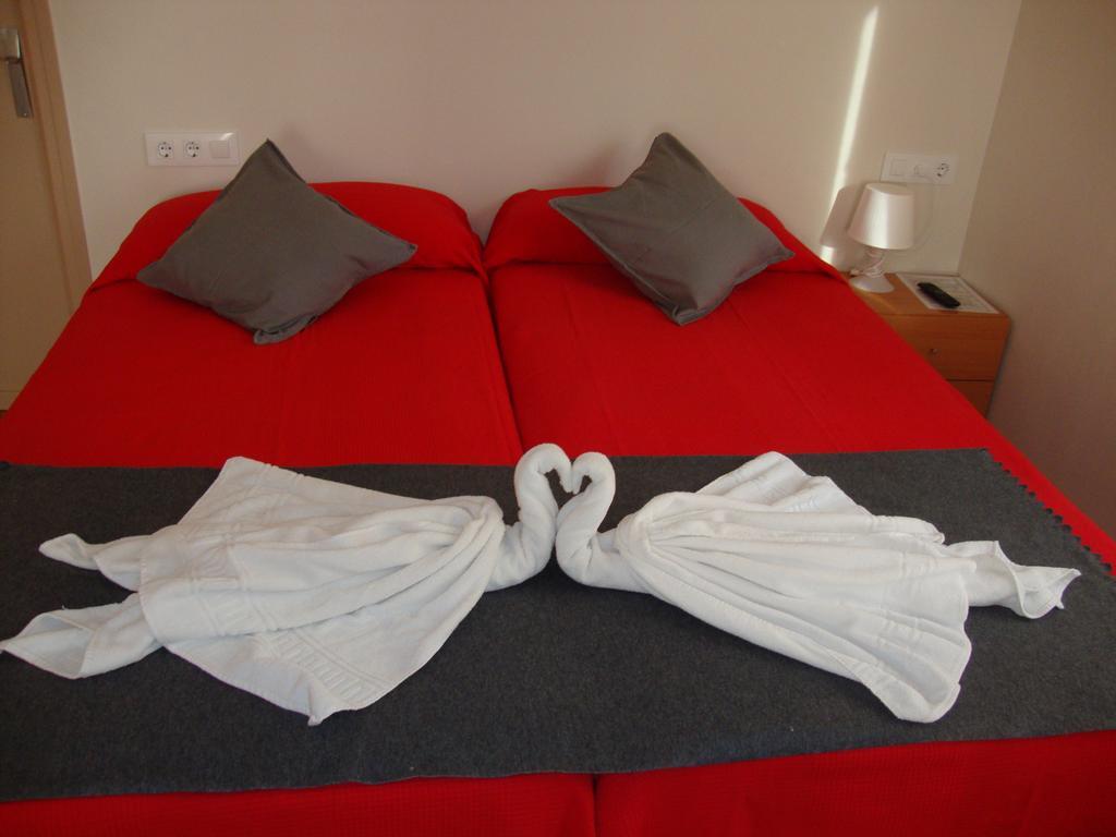 Apartaments Claudi Tossa de Mar Zimmer foto